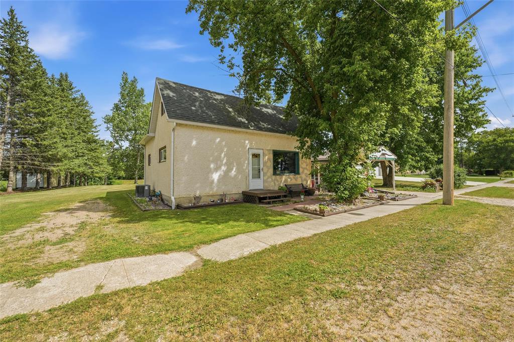147 Main Street, Whitemouth, Manitoba